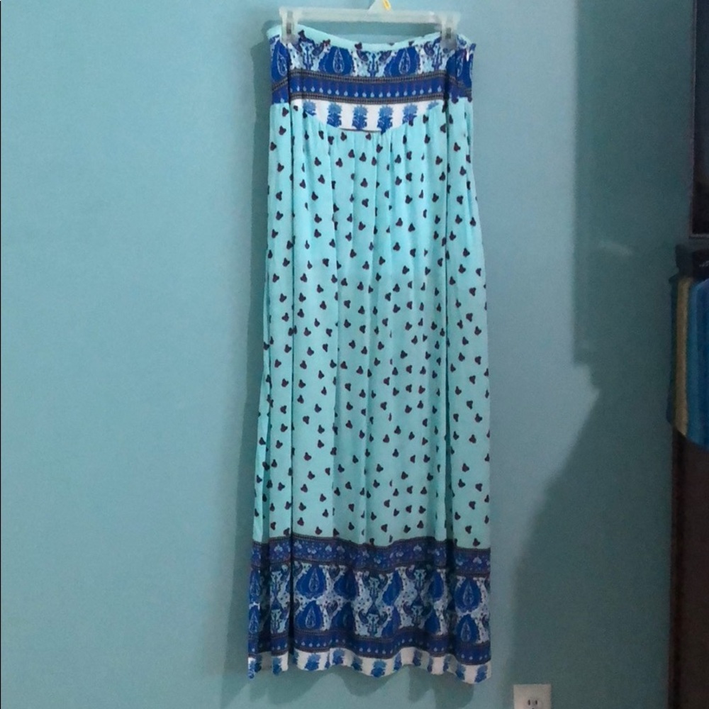 NWOT beautiful high waisted maxi skirt - Picture 2 of 6
